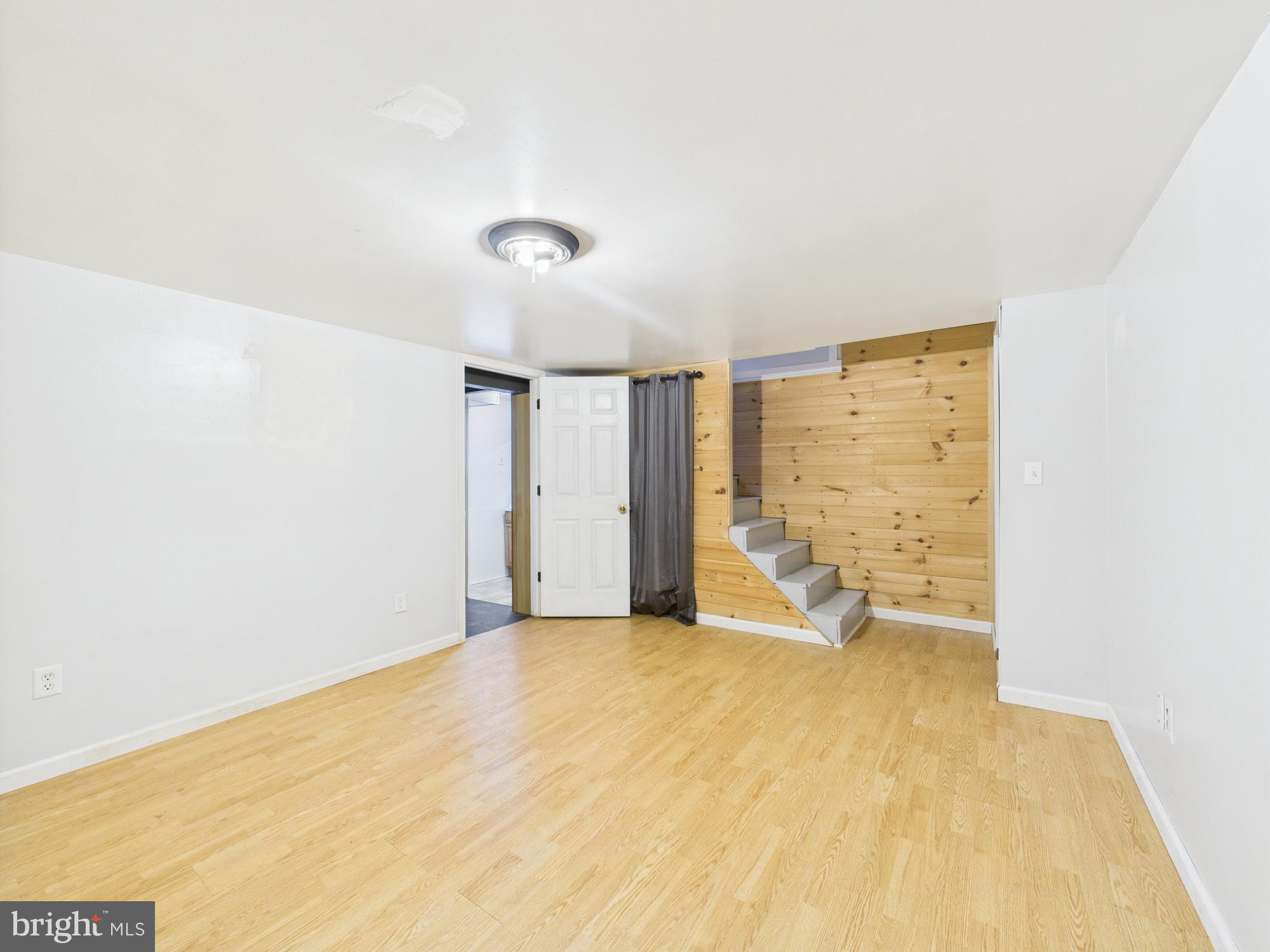 2743 Kirkleigh Road Dundalk, MD 21222 - Photo 28 of 31 a view of empty room with a outdoor space