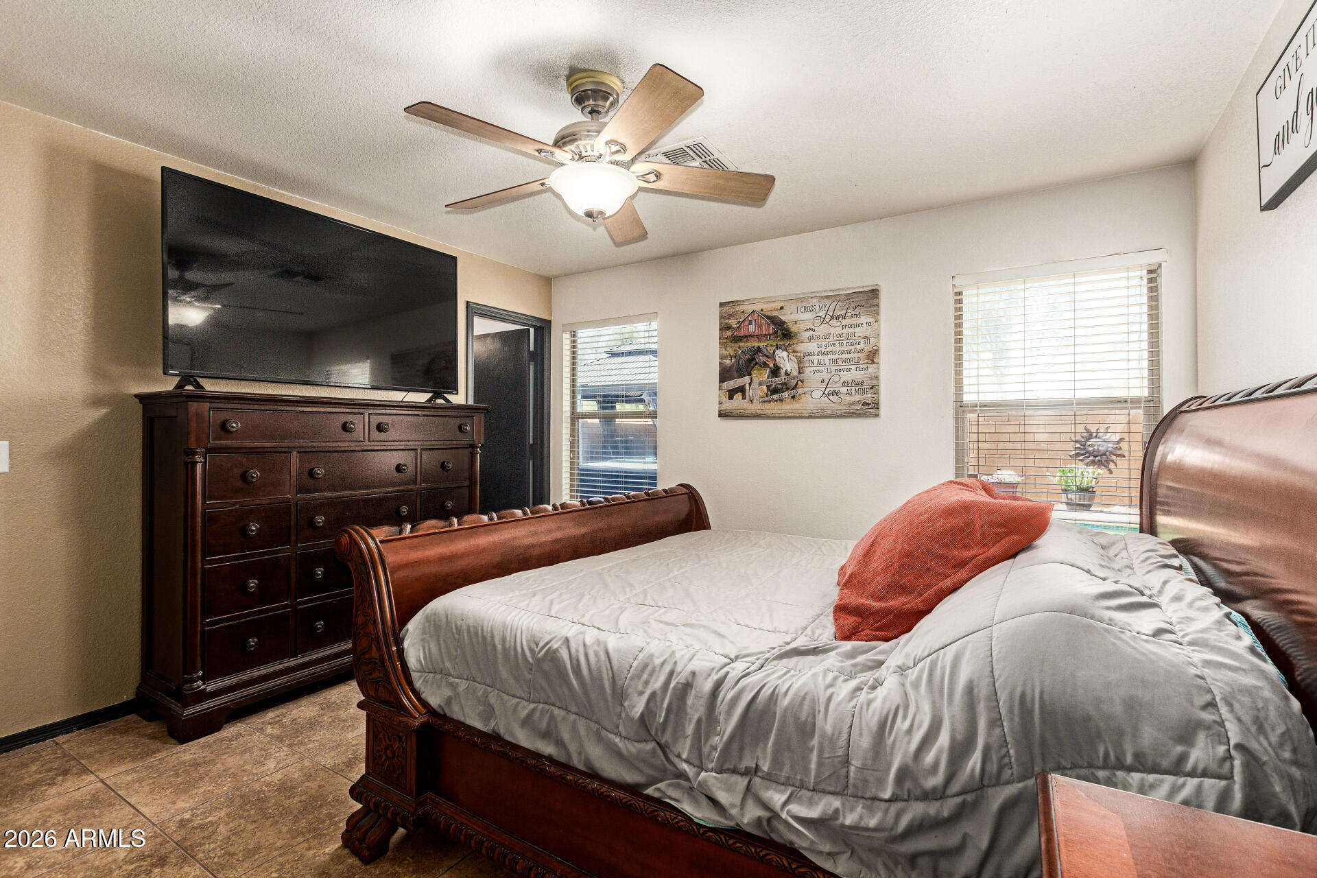 3032 West Red Fox Road Phoenix, AZ 85083 - Photo 17 of 34 18 - Red Fox