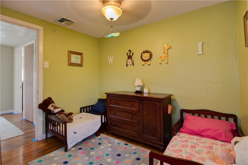 1060 Old Gate Road Pittsburgh, PA 15235 - Photo 12 of 18 Gallery Image 12