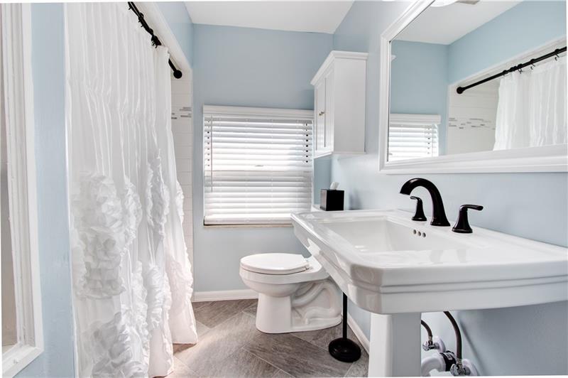 1060 Old Gate Road Pittsburgh, PA 15235 - Photo 14 of 18 Gallery Image 14