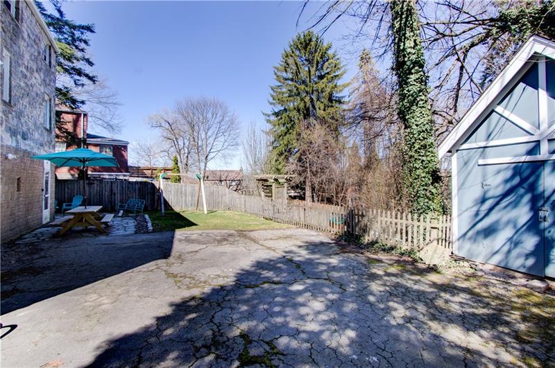 1060 Old Gate Road Pittsburgh, PA 15235 - Photo 17 of 18 Gallery Image 17