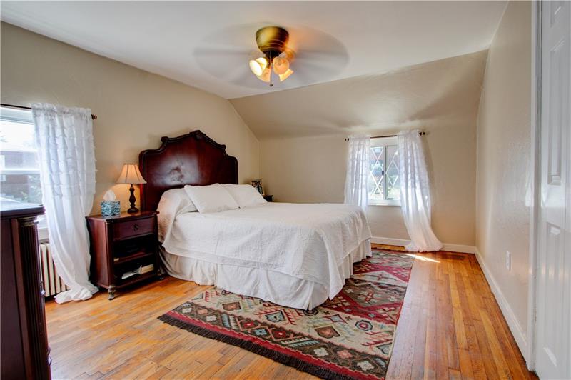 1060 Old Gate Road Pittsburgh, PA 15235 - Photo 9 of 18 Gallery Image 9