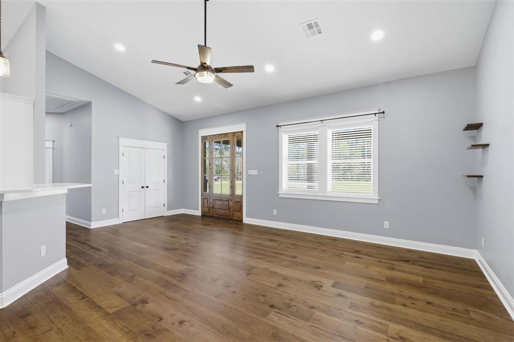 206 Alston Cemetery Road Dequincy, LA 70633 - Photo 7 of 25