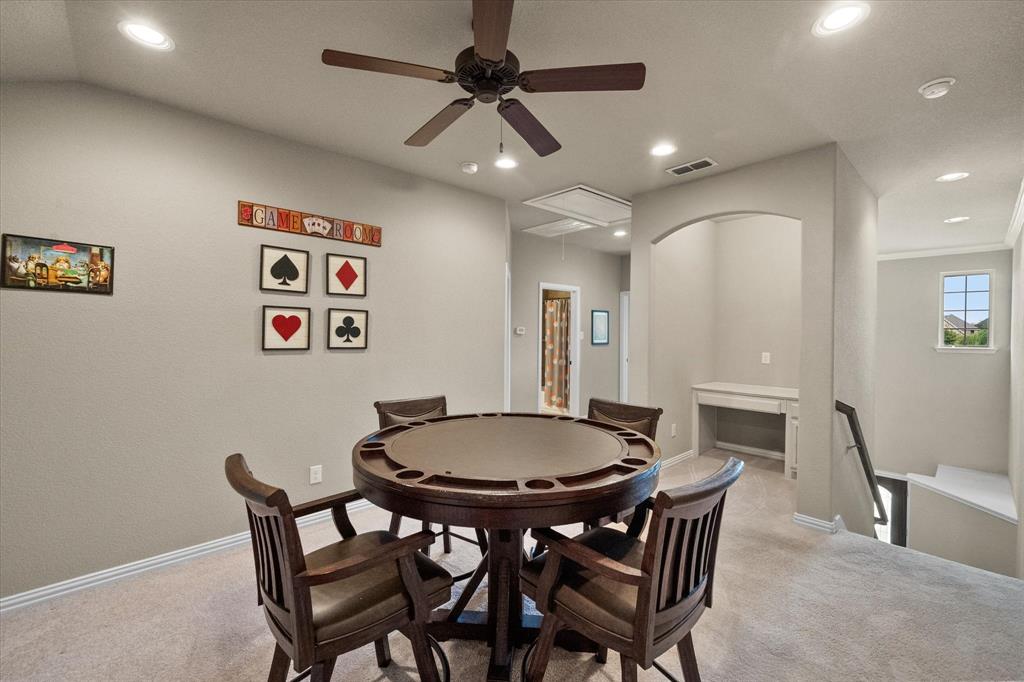 4512 Sunflower Drive Mansfield, TX 76063 - Photo 4 of 37