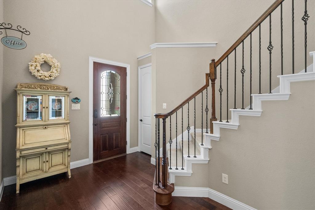 4512 Sunflower Drive Mansfield, TX 76063 - Photo 5 of 37 Beautiful wood flooring