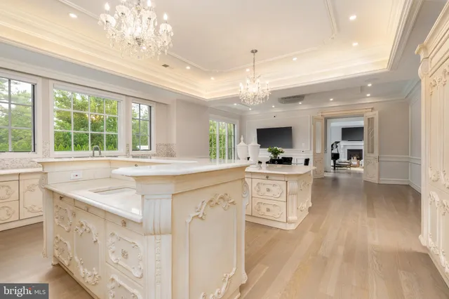$10,500,000 | 1181 Ballantrae Lane, McLean, VA 22101