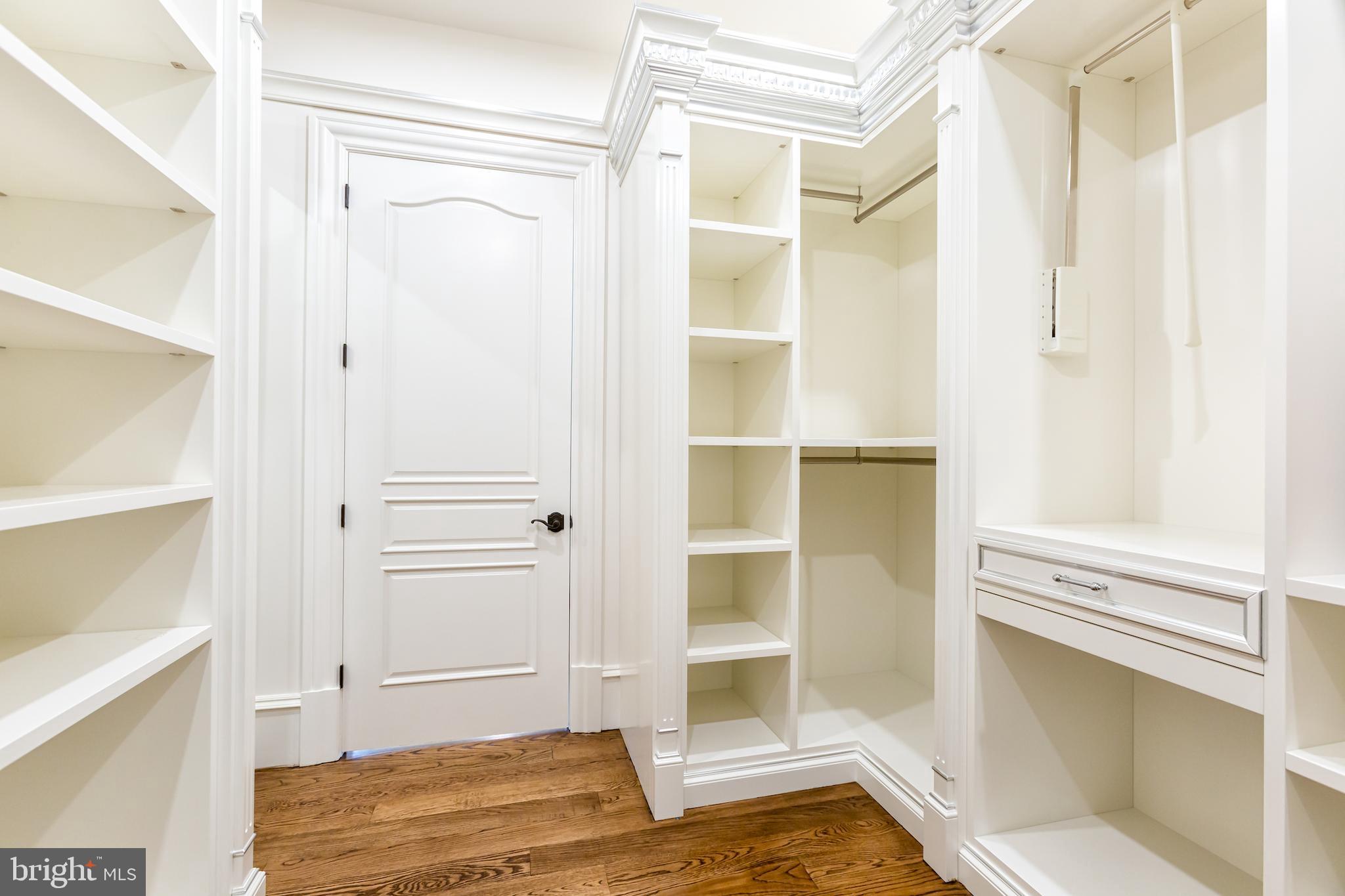 1181 Ballantrae Lane McLean, VA 22101 - Photo 49 of 85