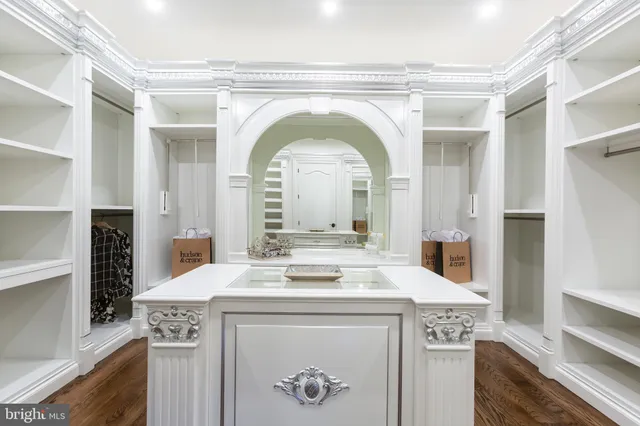 $10,500,000 | 1181 Ballantrae Lane, McLean, VA 22101