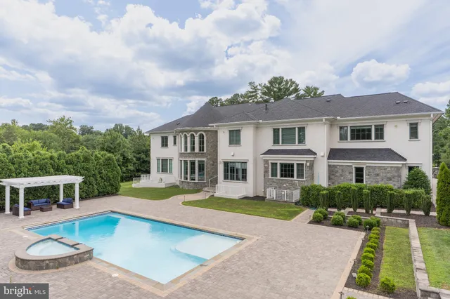 $10,500,000 | 1181 Ballantrae Lane, McLean, VA 22101