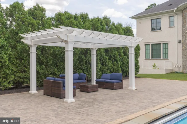 $10,500,000 | 1181 Ballantrae Lane, McLean, VA 22101