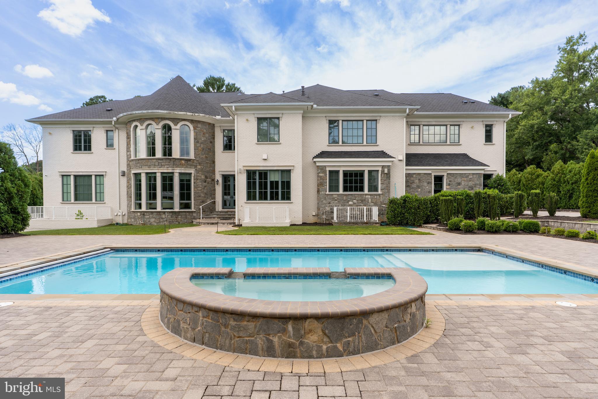 1181 Ballantrae Lane McLean, VA 22101 - Photo 8 of 85