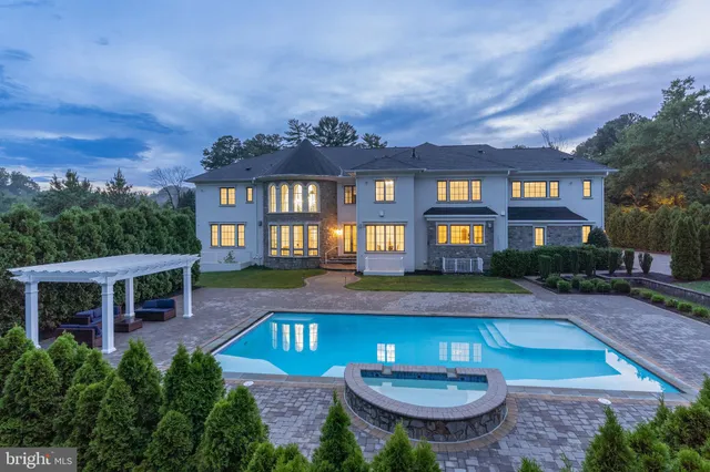 $10,500,000 | 1181 Ballantrae Lane, McLean, VA 22101