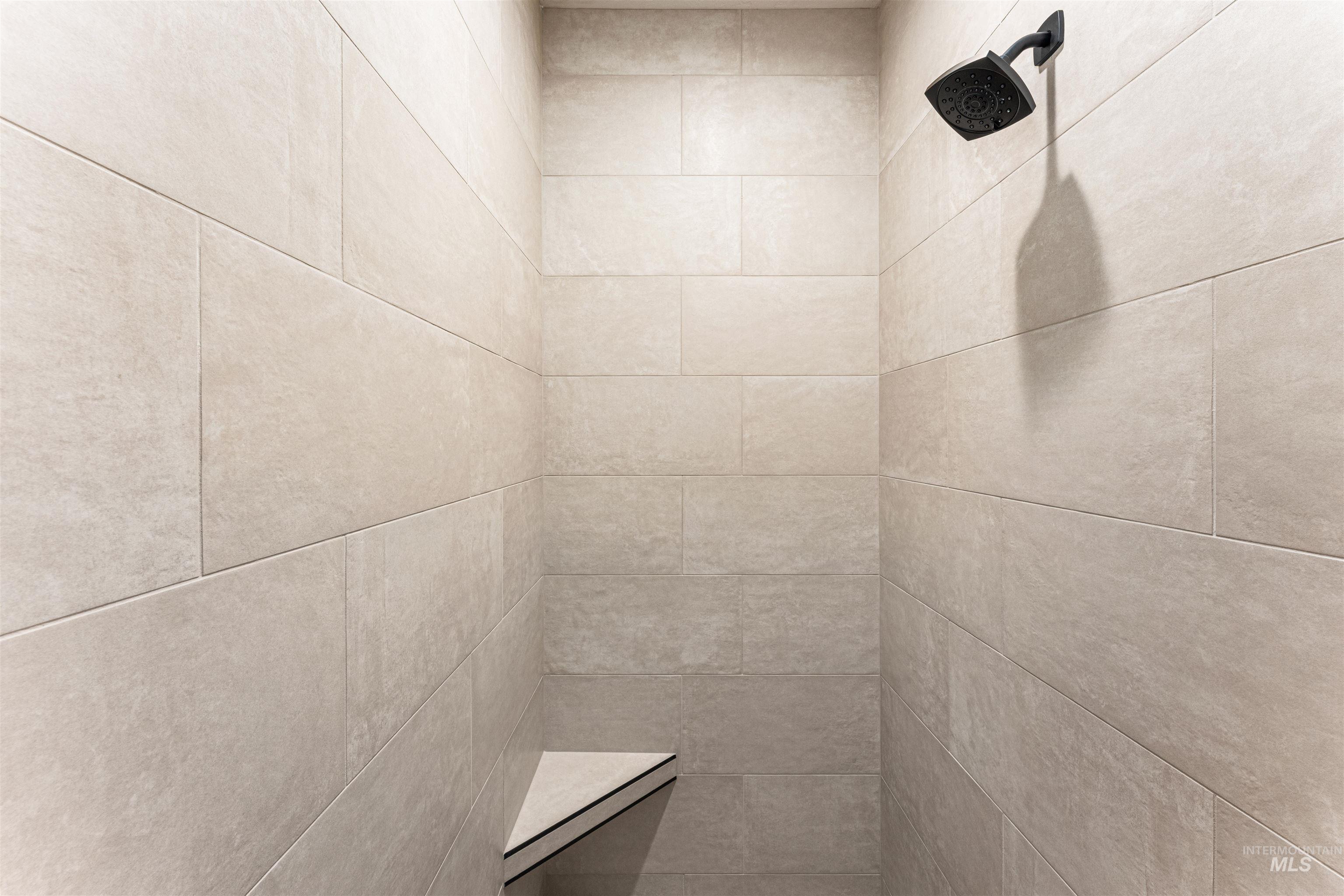 2787 West Warlander Street Meridian, ID 83642 - Photo 20 of 34 Bathroom view of tiled shower