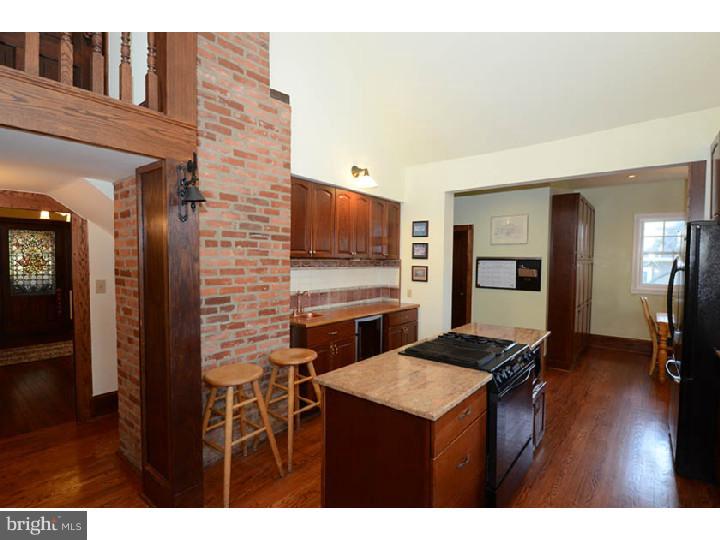 439 Midland Avenue Wayne, PA 19087 - Photo 12 of 24