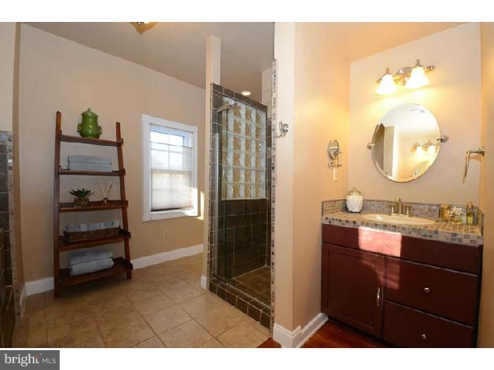 439 Midland Avenue Wayne, PA 19087 - Photo 19 of 24