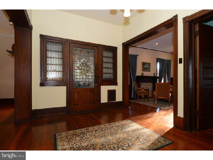 439 Midland Avenue Wayne, PA 19087 - Photo 6 of 24