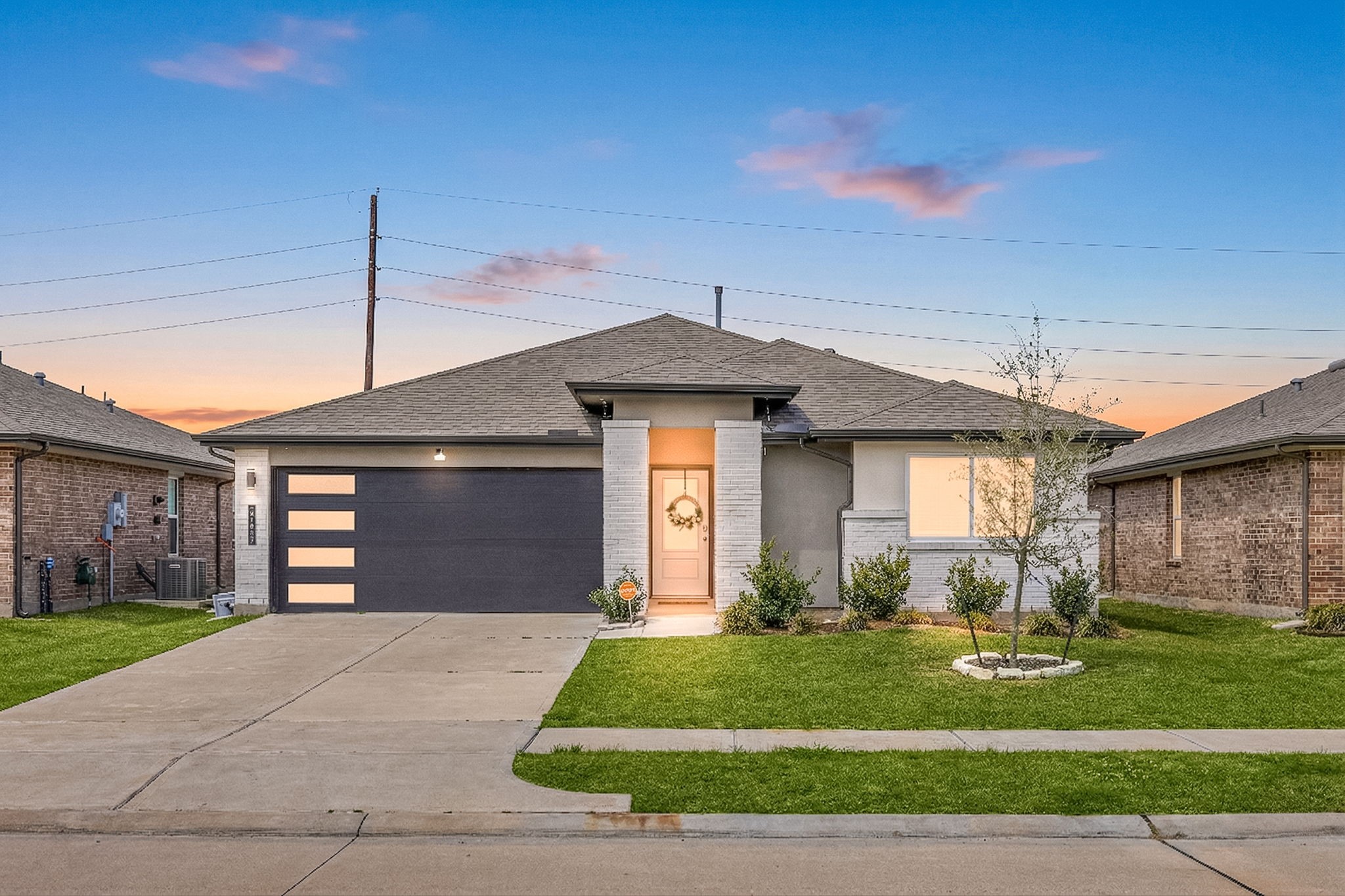Welcome home to 711 Alpine Falls located on a quiet  street in Caldwell Ranch and zoned to Fort Bend ISD! This stunning home has lovely curb appeal, a well-manicured lawn, beautiful landscaping, brick and stucco elevation,  front door with glass detailing, covered front porch, beautiful outdoor lanterns and a double wide driveway with no back neighbors!