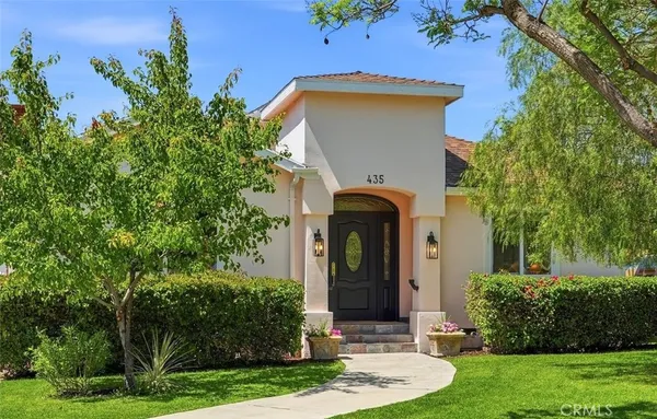 $1,749,000 | 435 Eton Drive, Burbank, CA 91504