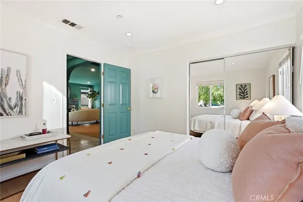 $1,749,000 | 435 Eton Drive, Burbank, CA 91504
