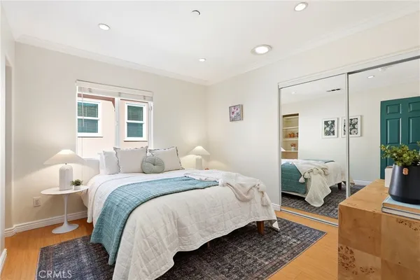 $1,749,000 | 435 Eton Drive, Burbank, CA 91504