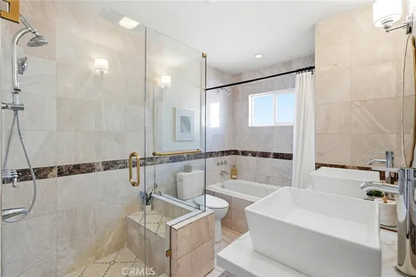 $1,749,000 | 435 Eton Drive, Burbank, CA 91504