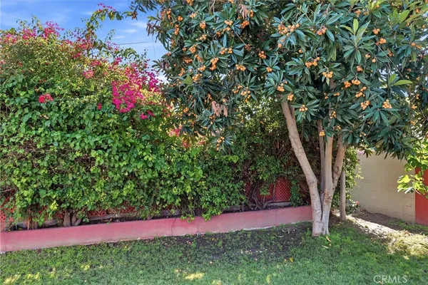 $1,749,000 | 435 Eton Drive, Burbank, CA 91504