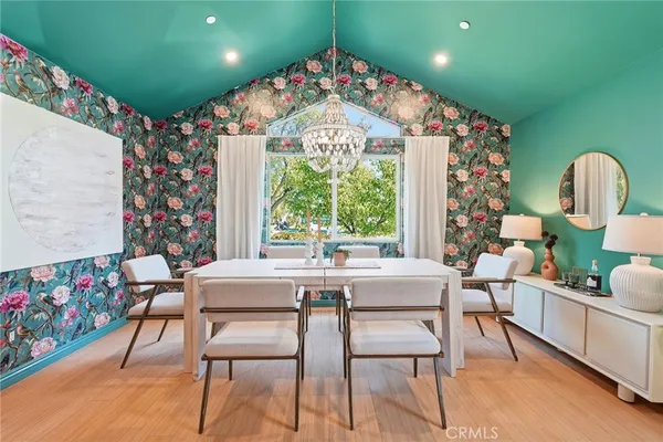 $1,749,000 | 435 Eton Drive, Burbank, CA 91504