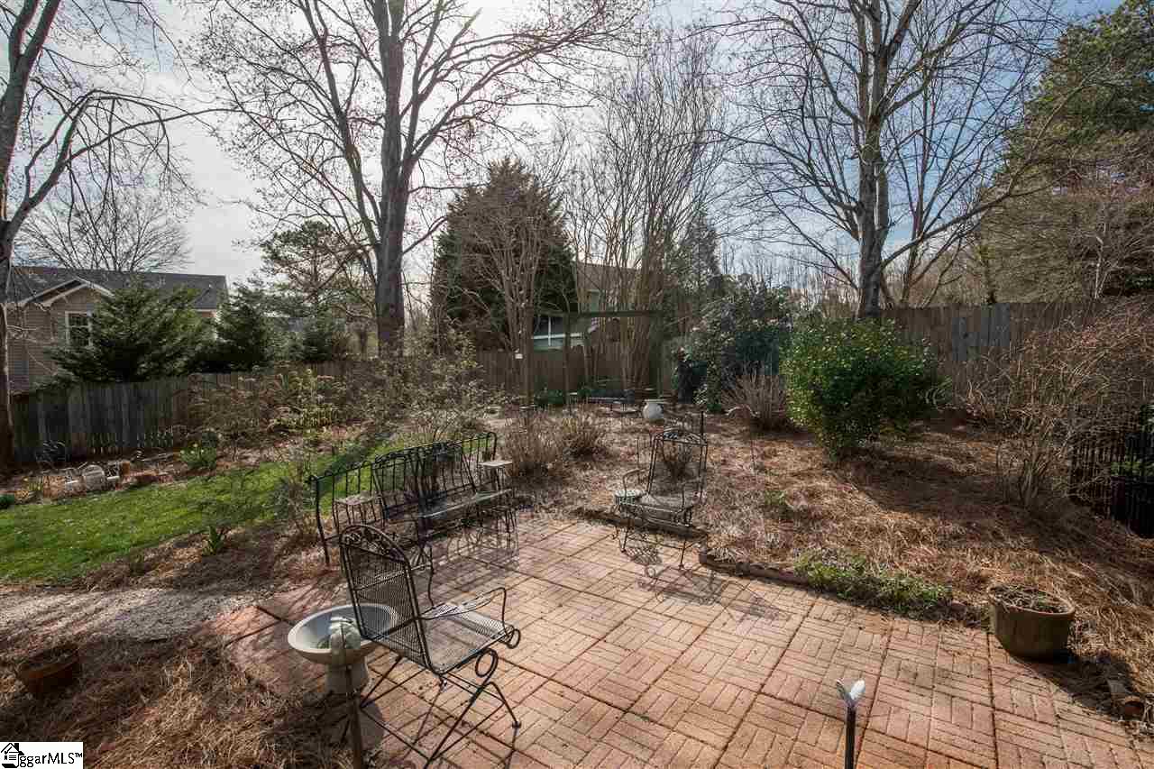 212 Burning Bush Road Greenville, SC 29607 - Photo 18 of 26 Gallery Image 18