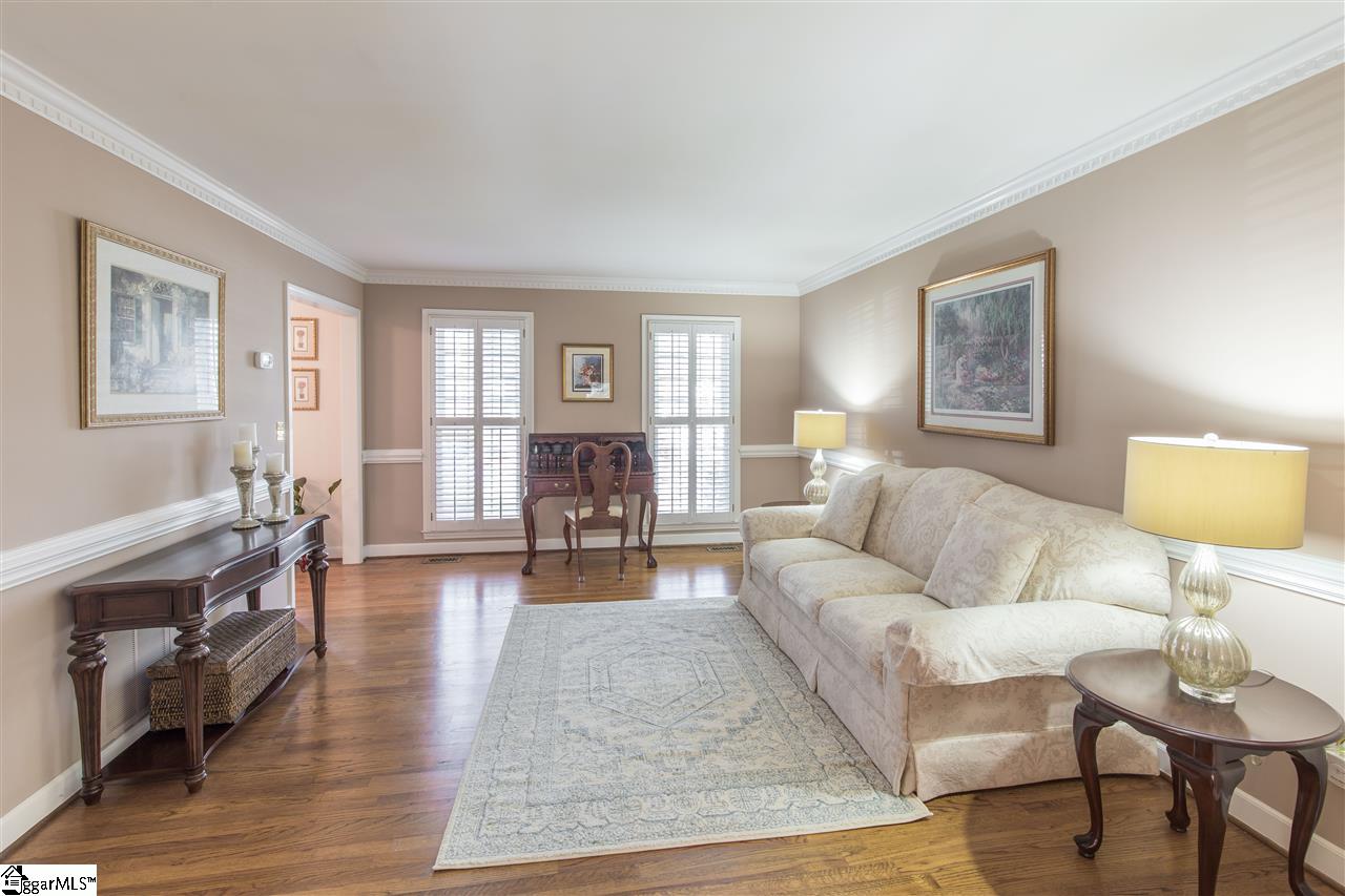 212 Burning Bush Road Greenville, SC 29607 - Photo 3 of 26 Gallery Image 3