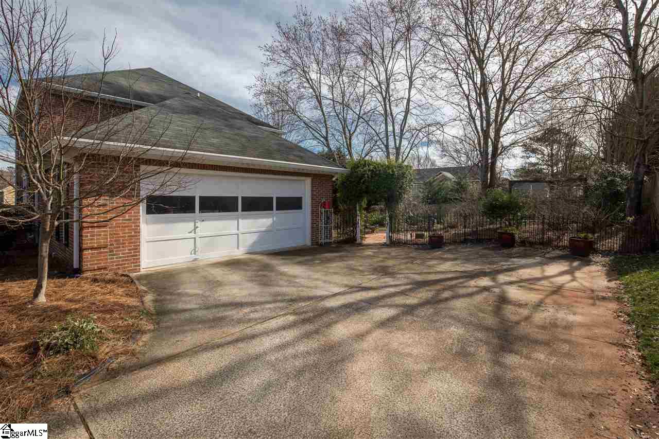 212 Burning Bush Road Greenville, SC 29607 - Photo 21 of 26 Gallery Image 21