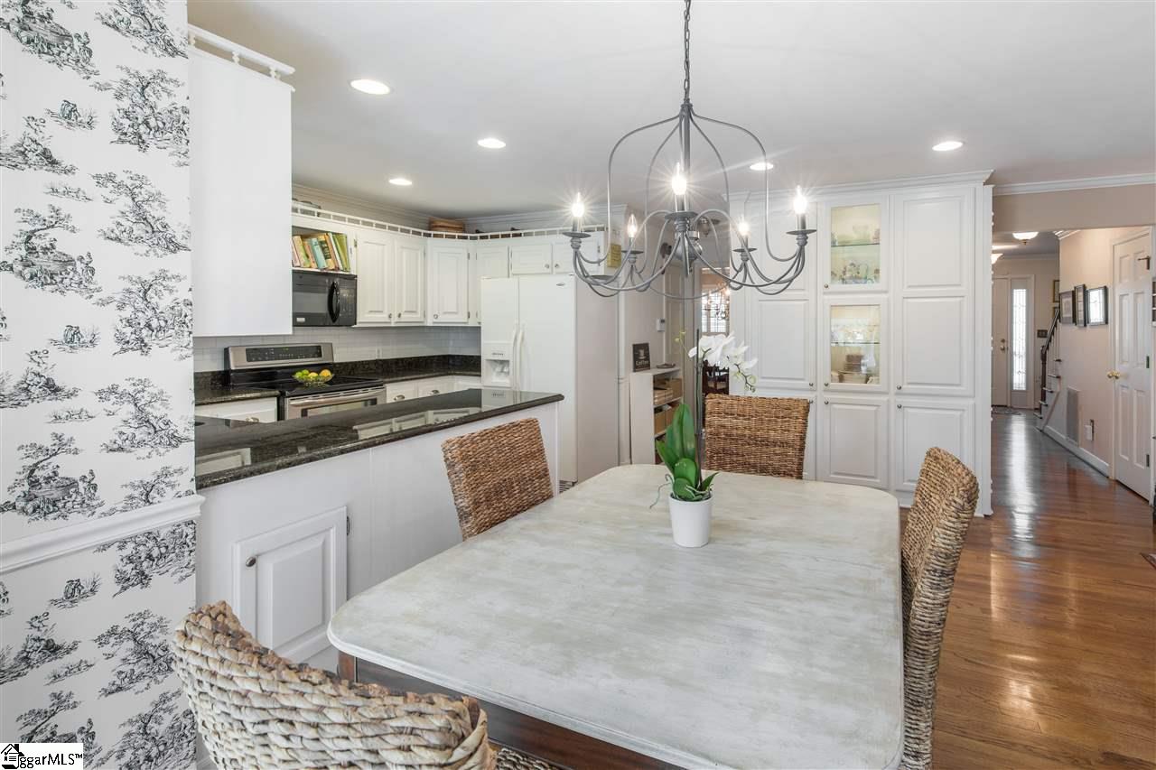 212 Burning Bush Road Greenville, SC 29607 - Photo 8 of 26 Gallery Image 8