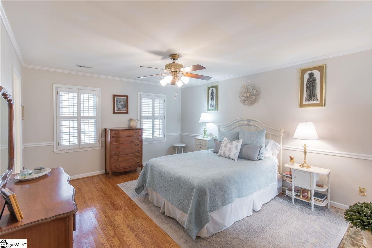 212 Burning Bush Road Greenville, SC 29607 - Photo 10 of 26 Gallery Image 10