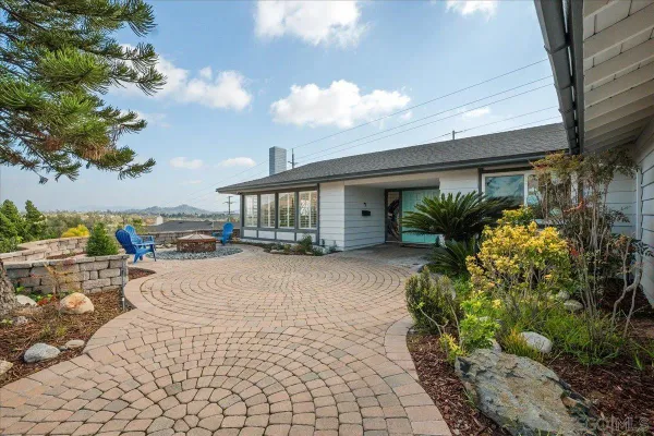 $2,100,000 | 6641 Murray Park Drive, San Diego, CA 92120