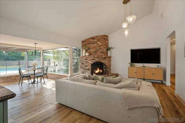 $2,100,000 | 6641 Murray Park Drive, San Diego, CA 92120