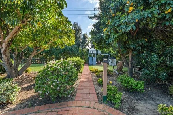 $2,100,000 | 6641 Murray Park Drive, San Diego, CA 92120
