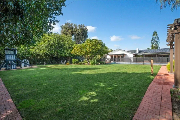 $2,100,000 | 6641 Murray Park Drive, San Diego, CA 92120