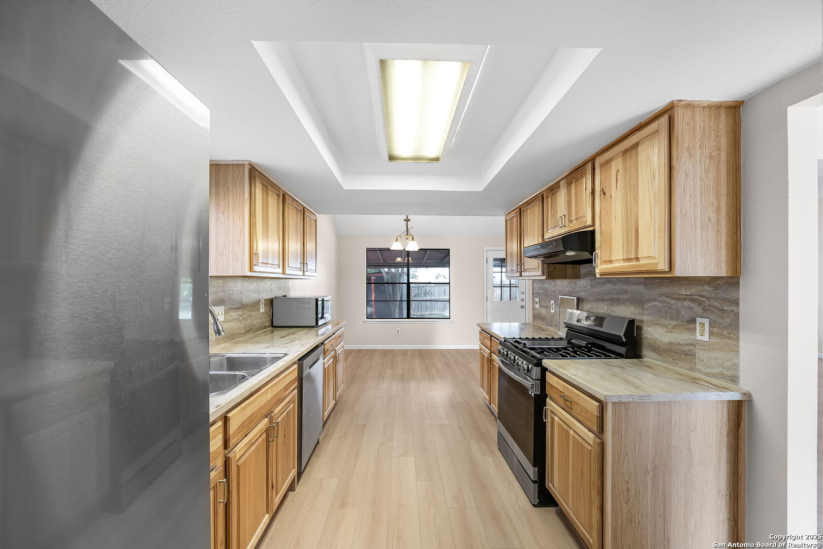 9203 Ridge Grove Street San Antonio, TX 78250 - Photo 12 of 31