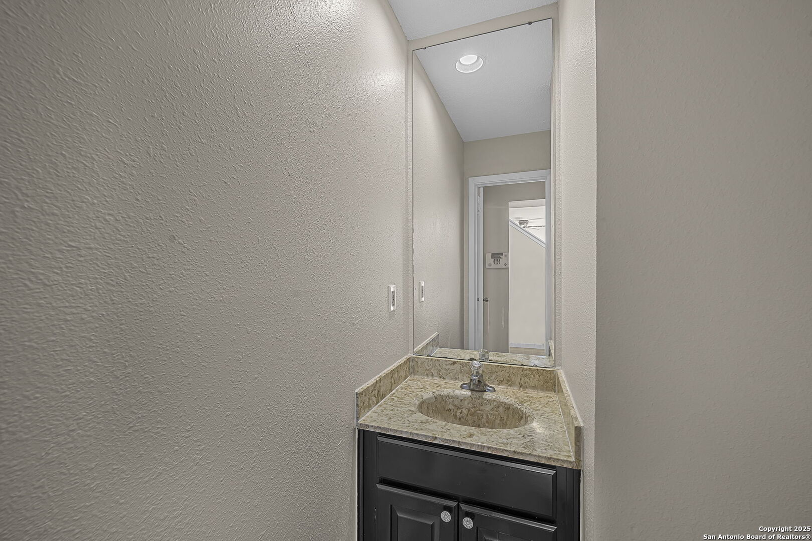 9203 Ridge Grove Street San Antonio, TX 78250 - Photo 14 of 31