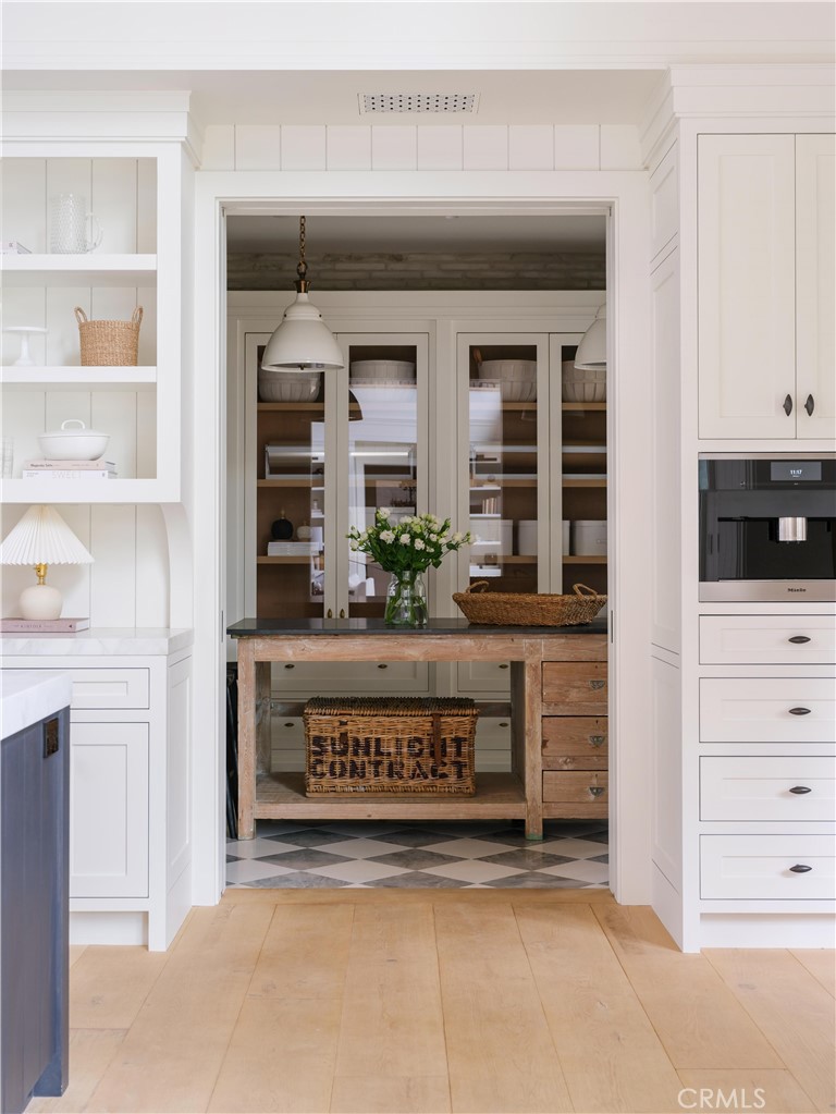 12 Burning Tree Road Newport Beach, CA 92660 - Photo 6 of 32 a view of entrance and windows