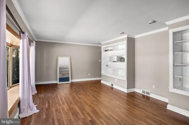 $449,900 | 136 Paradise Drive, Voorhees, NJ 08043