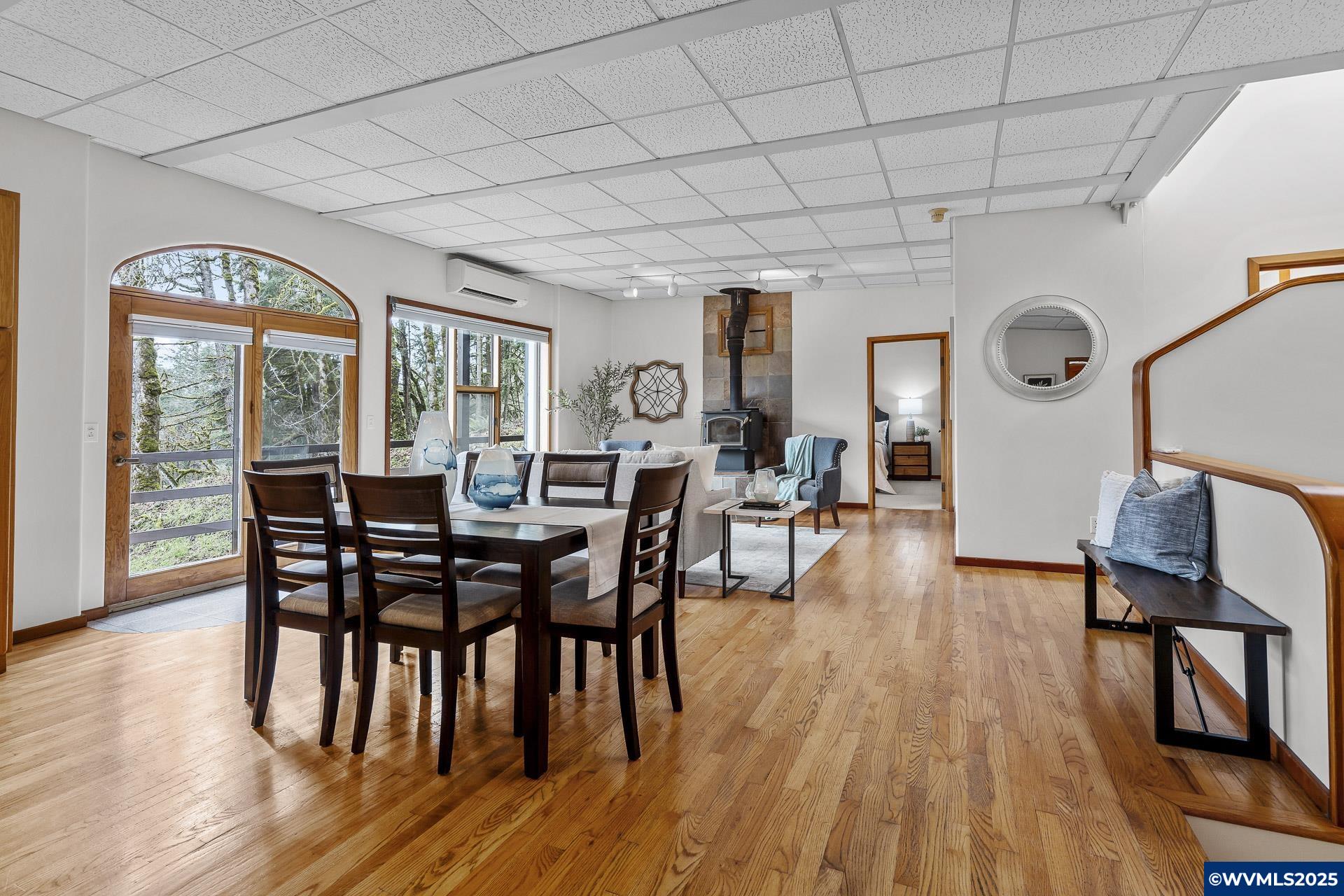 40260 Ridge Drive Scio, OR 97374 - Photo 5 of 18 Gallery Image 5