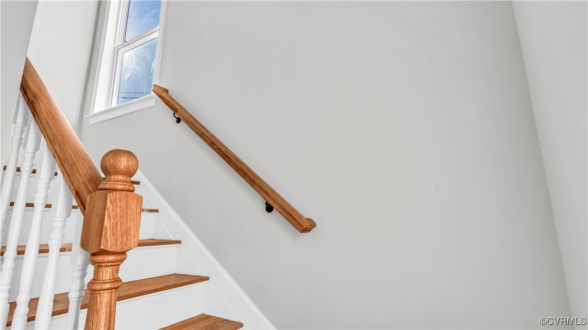 1320 Decatur Street Richmond, VA 23224 - Photo 14 of 36 a view of entryway