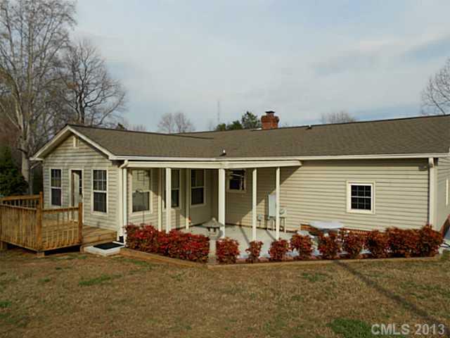 4105 Springview Drive Dallas, NC 28034 - Photo 2 of 14