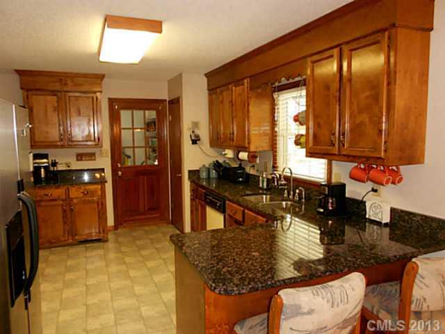 4105 Springview Drive Dallas, NC 28034 - Photo 8 of 14