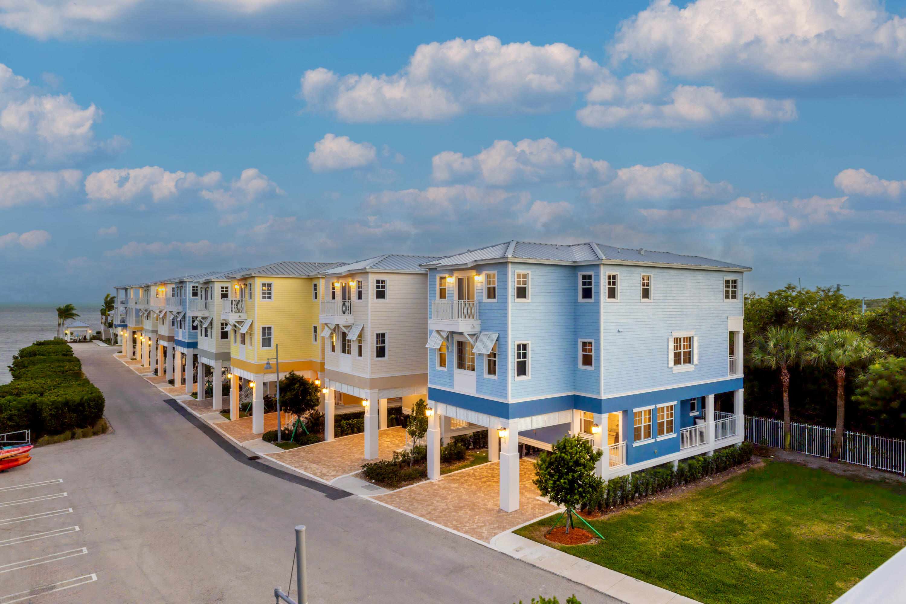 25 East Playa Largo Blvd Key Key Largo, FL 33037 - Photo 24 of 55 12 Ocean Residences ocean side