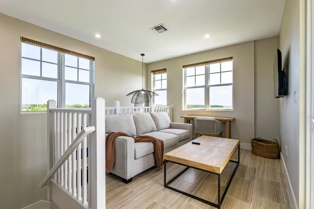 $3,050,000 | 25 East Playa Largo Blvd Key, Key Largo, FL 33037