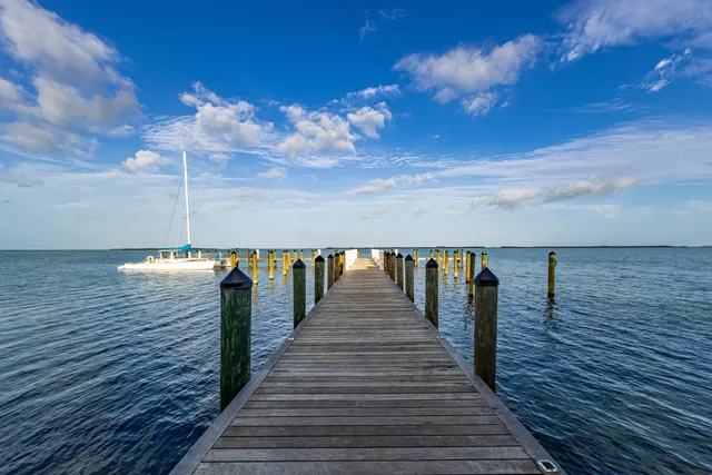 $3,050,000 | 25 East Playa Largo Blvd Key, Key Largo, FL 33037