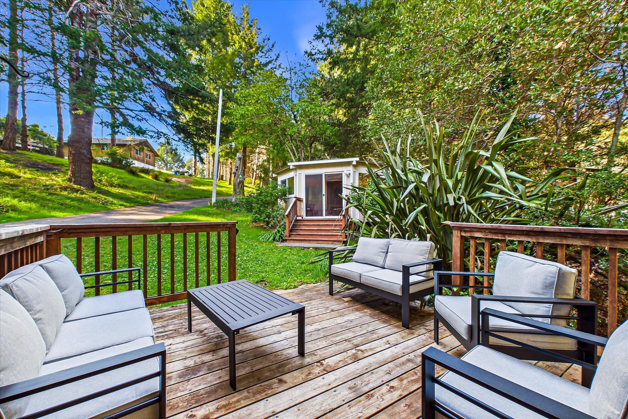 472 Beach Road Shelter Cove, CA 95589 - Photo 36 of 49