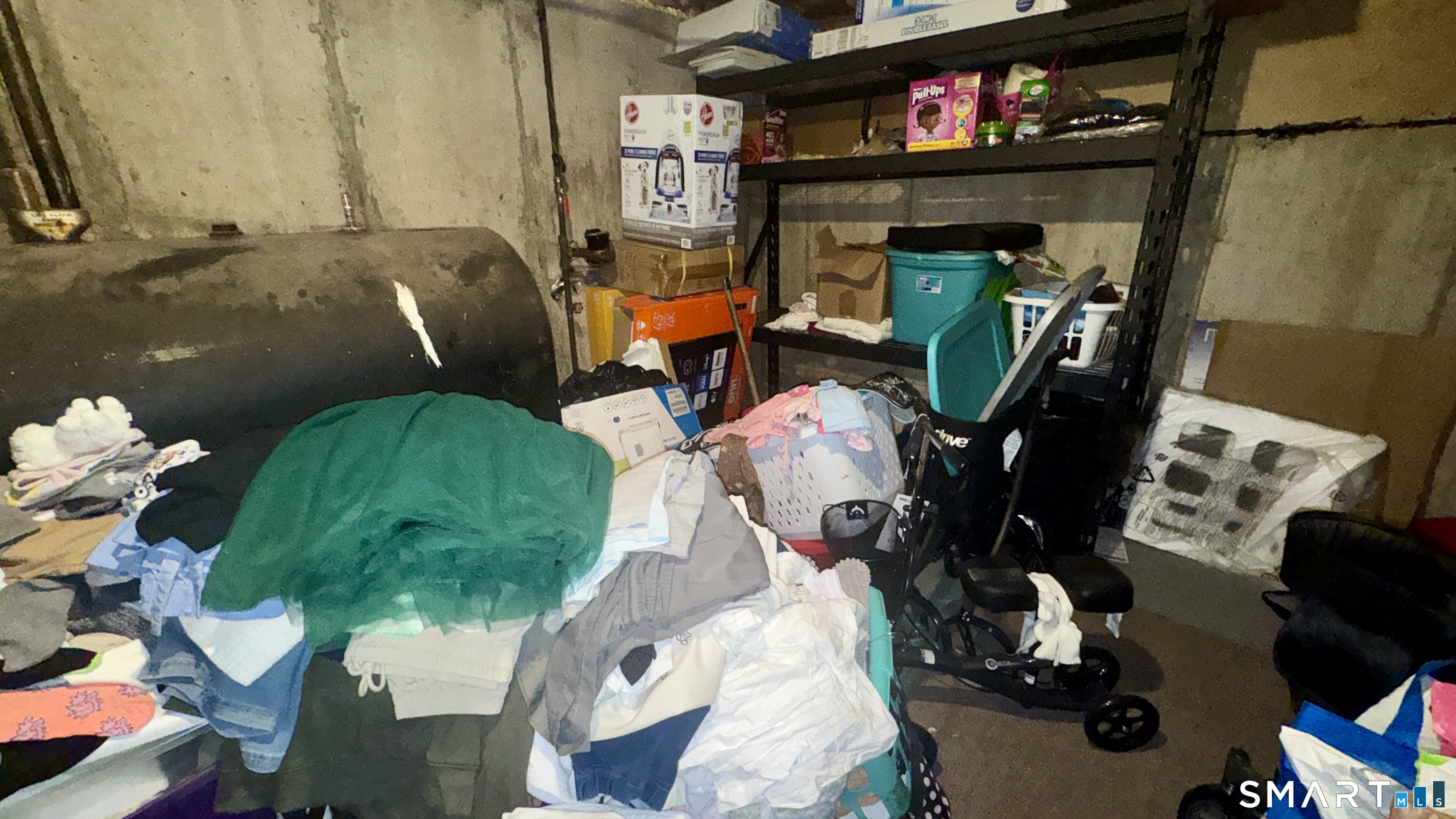 49 Ridge Road, Unit 2 Naugatuck, CT 06770 - Photo 15 of 18 a room with musical instruments