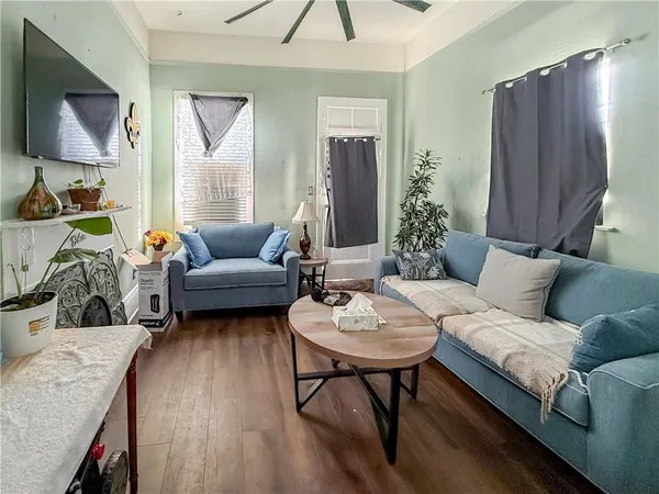 $1,000 | 5721 Royal Street, New Orleans, LA 70117